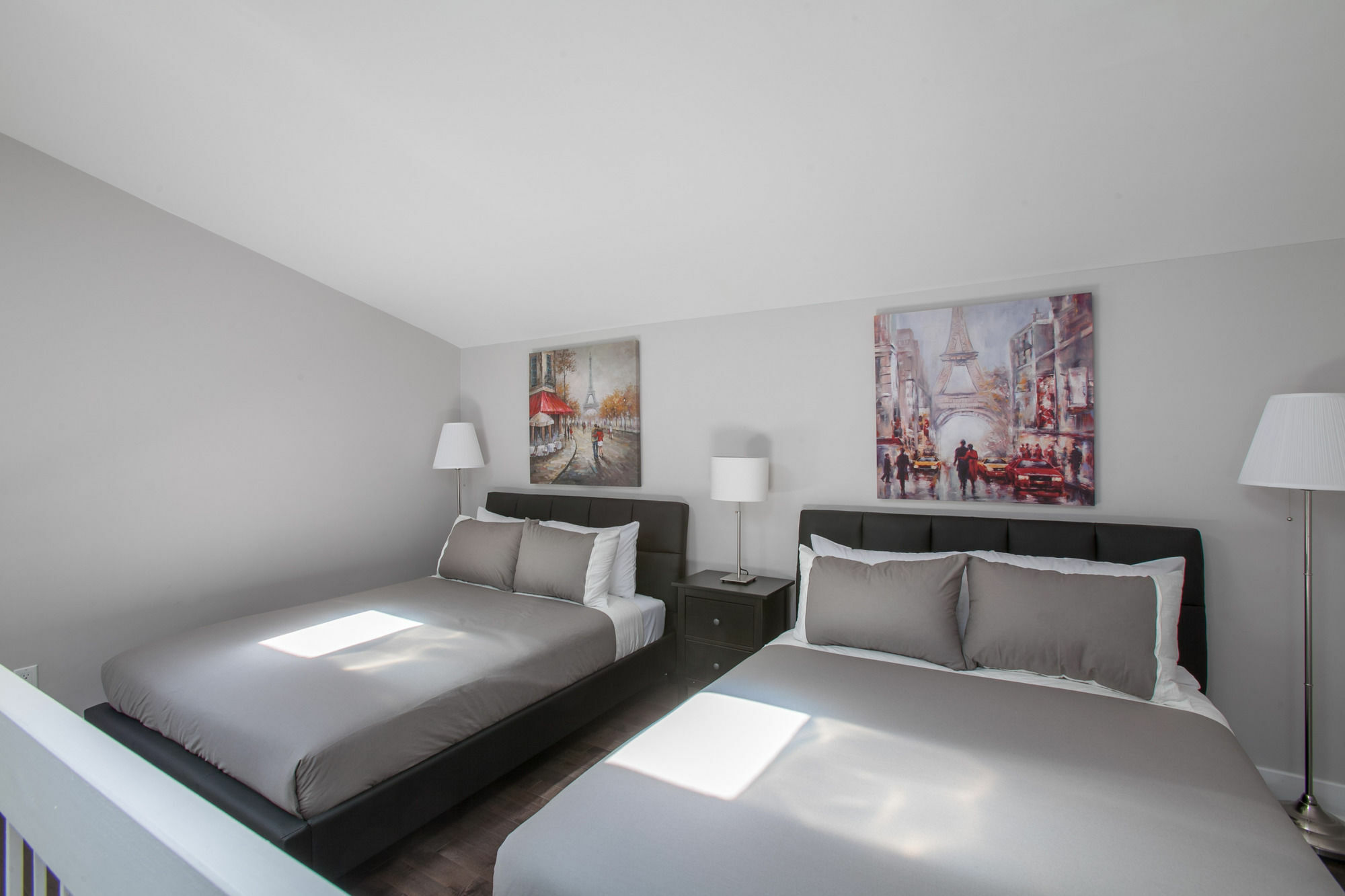 Lmvr - The Sherbrooke Montreal Exterior photo